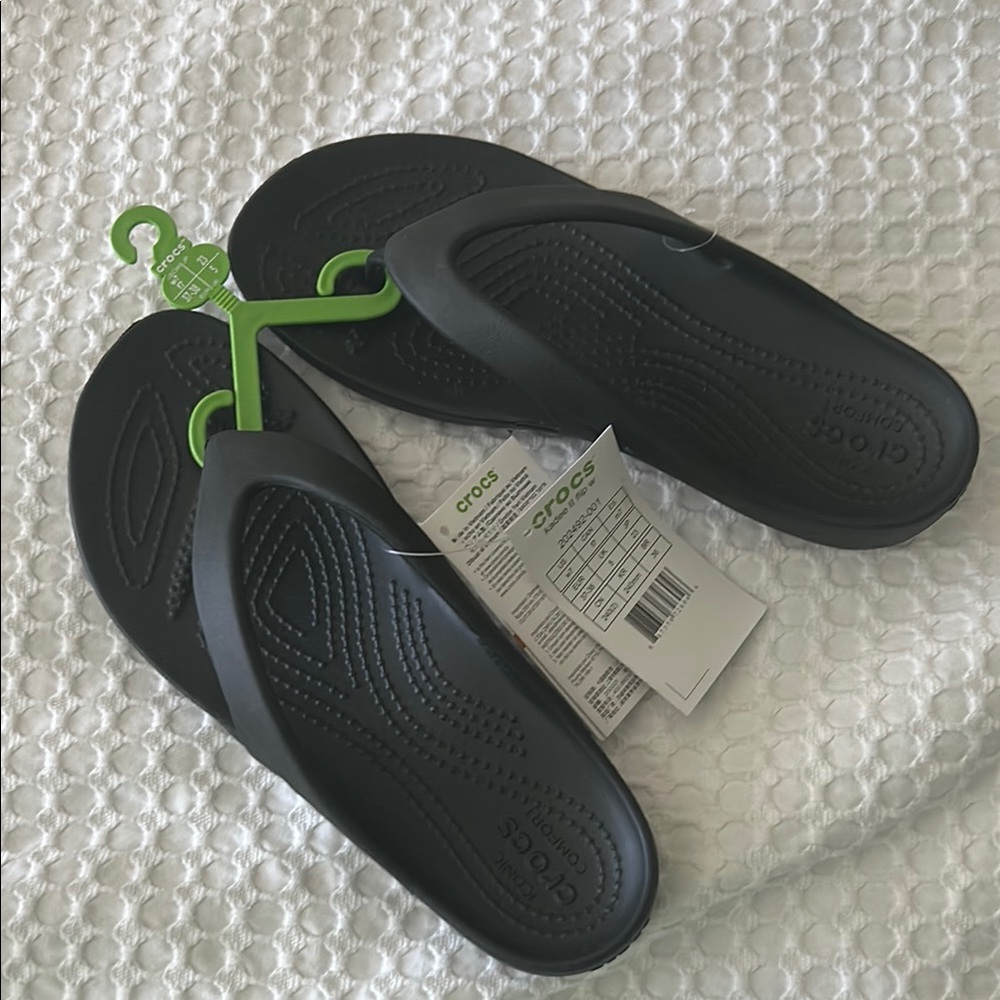 CROCS Classic Black Sandals Kardee II